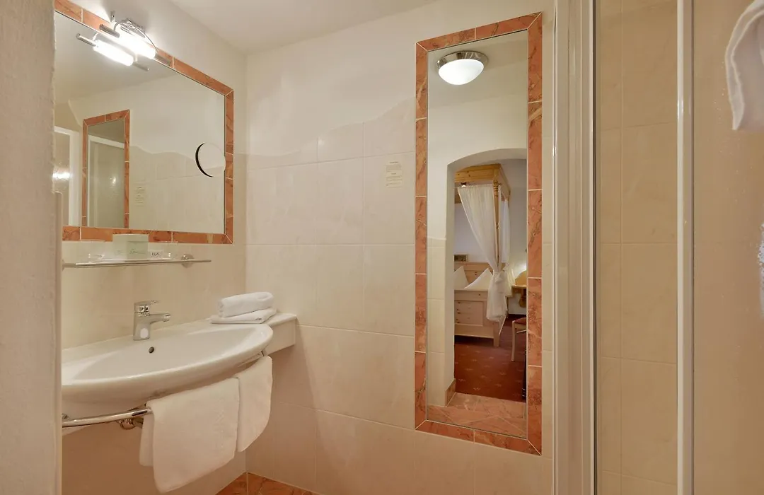 Hotel Glockenstuhl-1